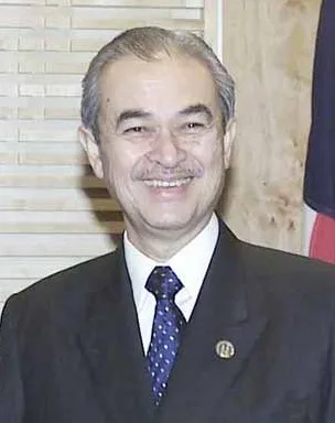 Jasa Tun Abdullah Ahmad Badawi Terhadap Industri Halal Malaysia 1 Abdullah Ahmad Badawi At Kuala Lumpur On December 12 2005